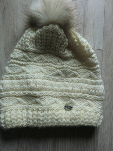 Mütze weiß mit bommel von - weiß,